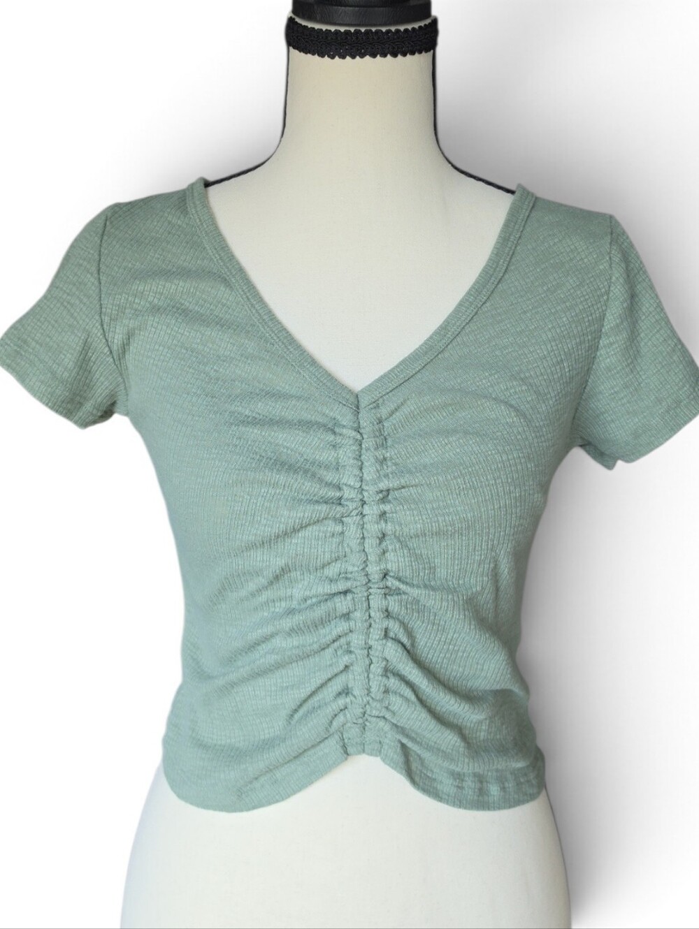 American Eagle Sage Green Ruched V-Neck Crop Top-Size Medium